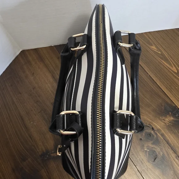Aldo Navy and White Striped Satchel with Lock & Key - Picture 6 of 13